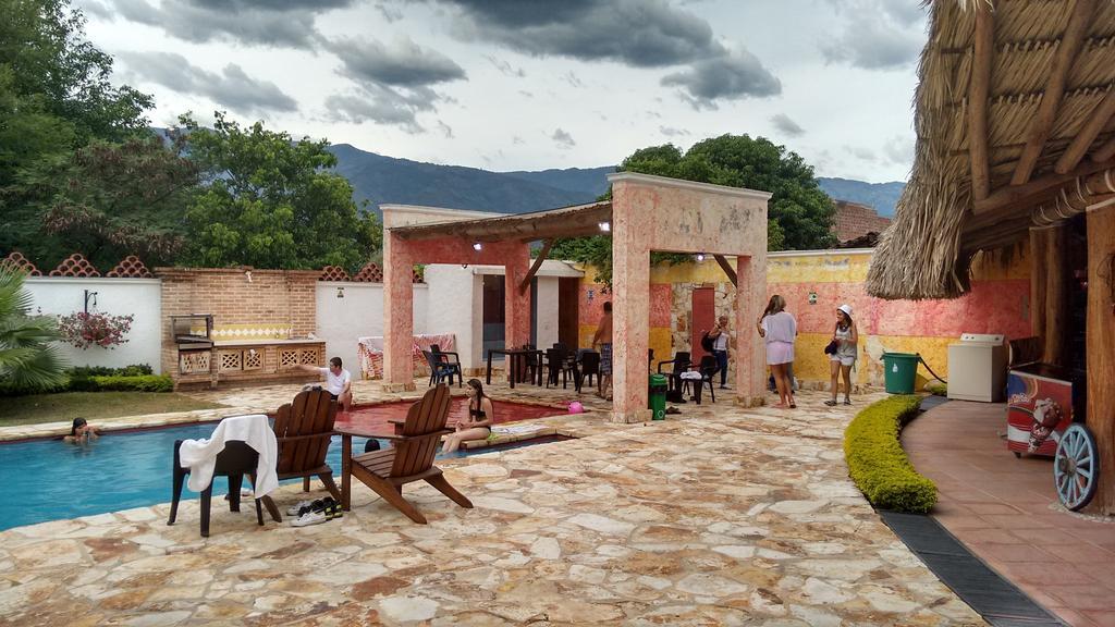 Hotel Santa Barbara Colonial - Santa Fe De Antioquia Phòng bức ảnh