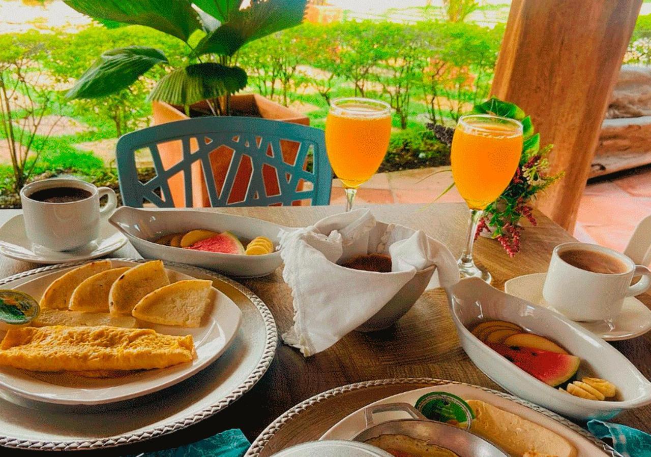 Hotel Santa Barbara Colonial - Santa Fe De Antioquia Ngoại thất bức ảnh