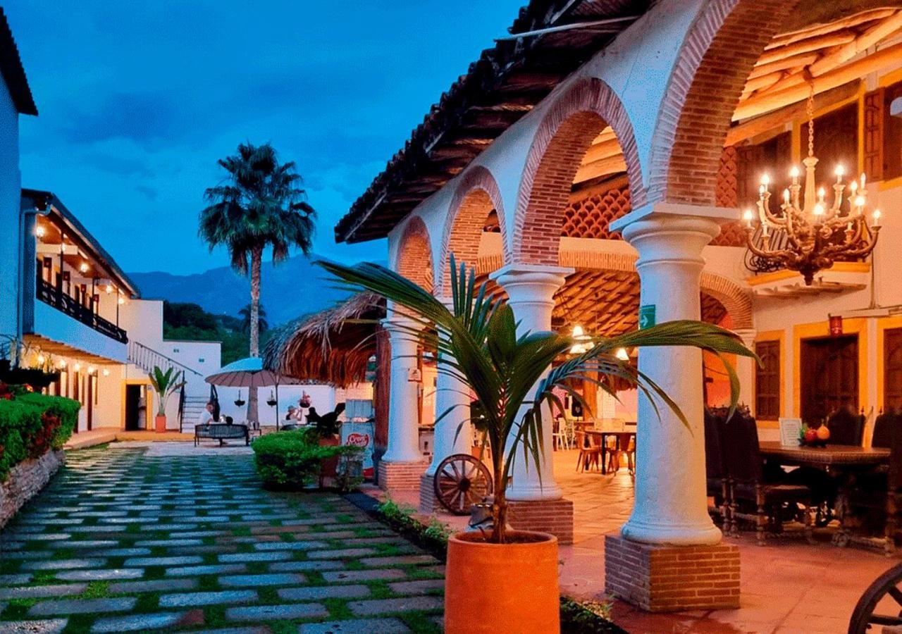 Hotel Santa Barbara Colonial - Santa Fe De Antioquia Ngoại thất bức ảnh